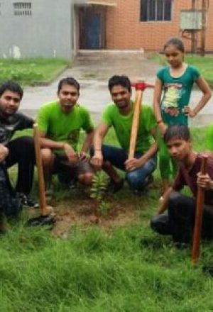 13902574_877258452409986_8262484562344221415_n-400x300